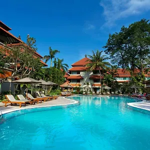 酒店 White Rose Kuta Resort, &