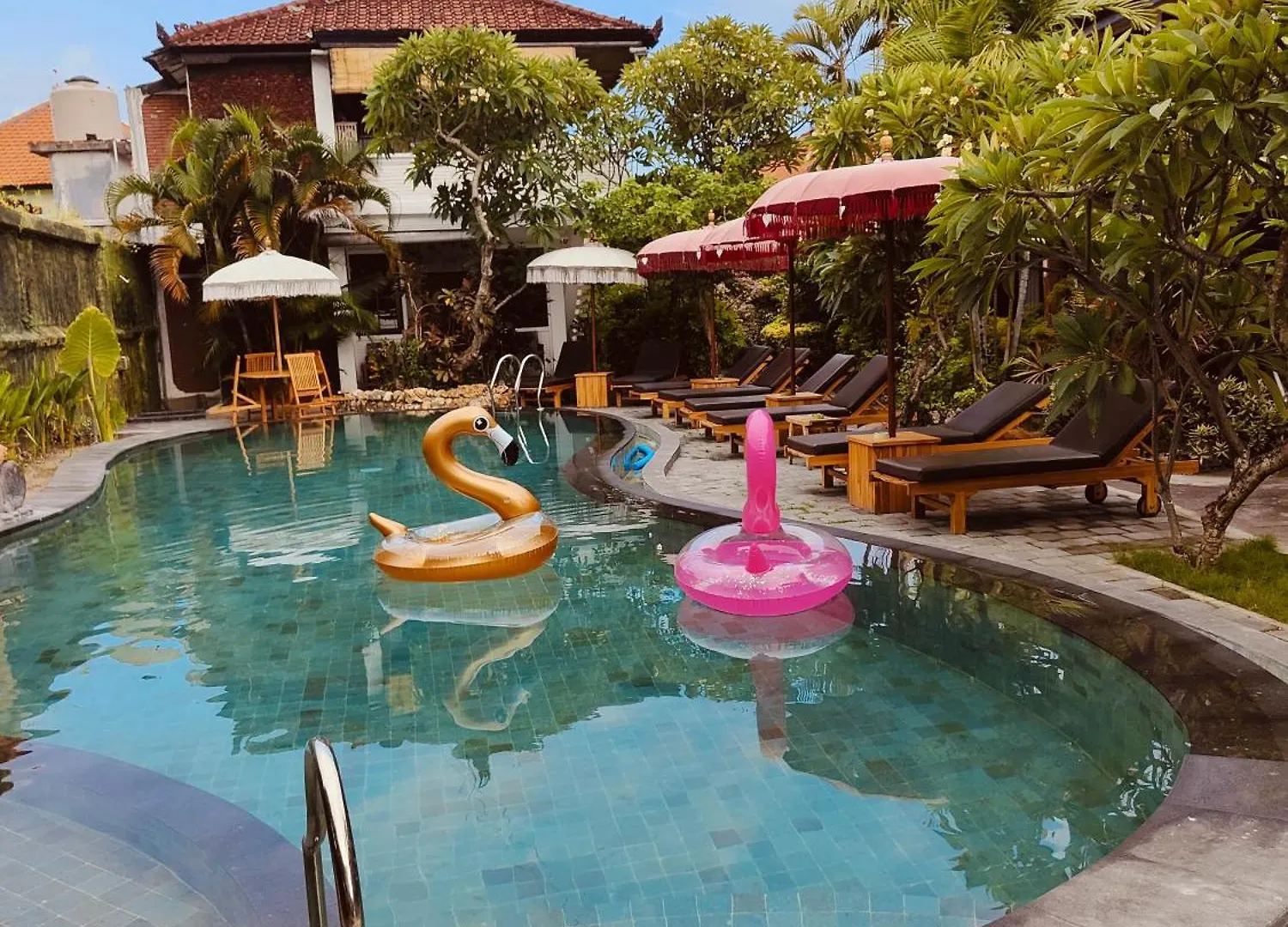 Berlian Inn Kuta Beach