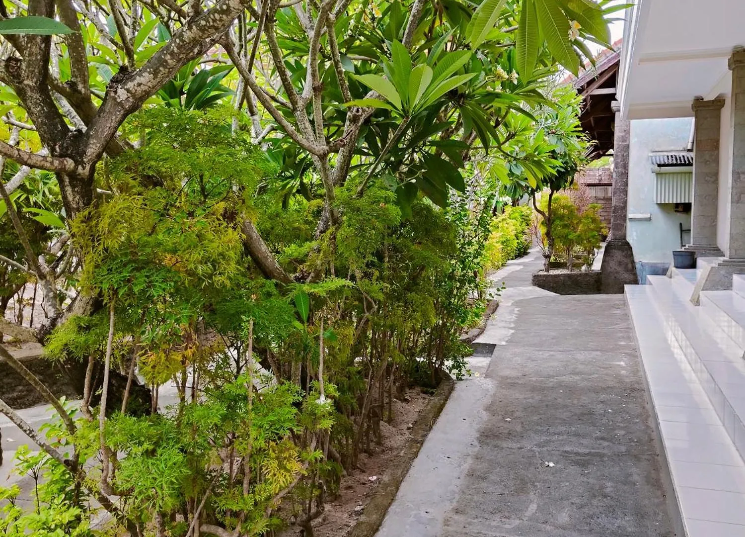 Berlian Inn Kuta Beach Hotel