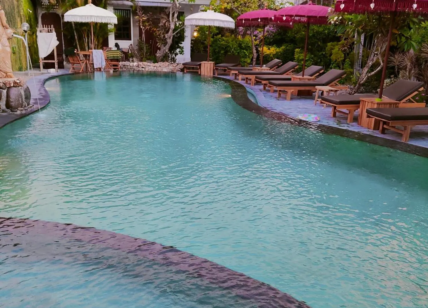 Hotel Berlian Inn Kuta Beach