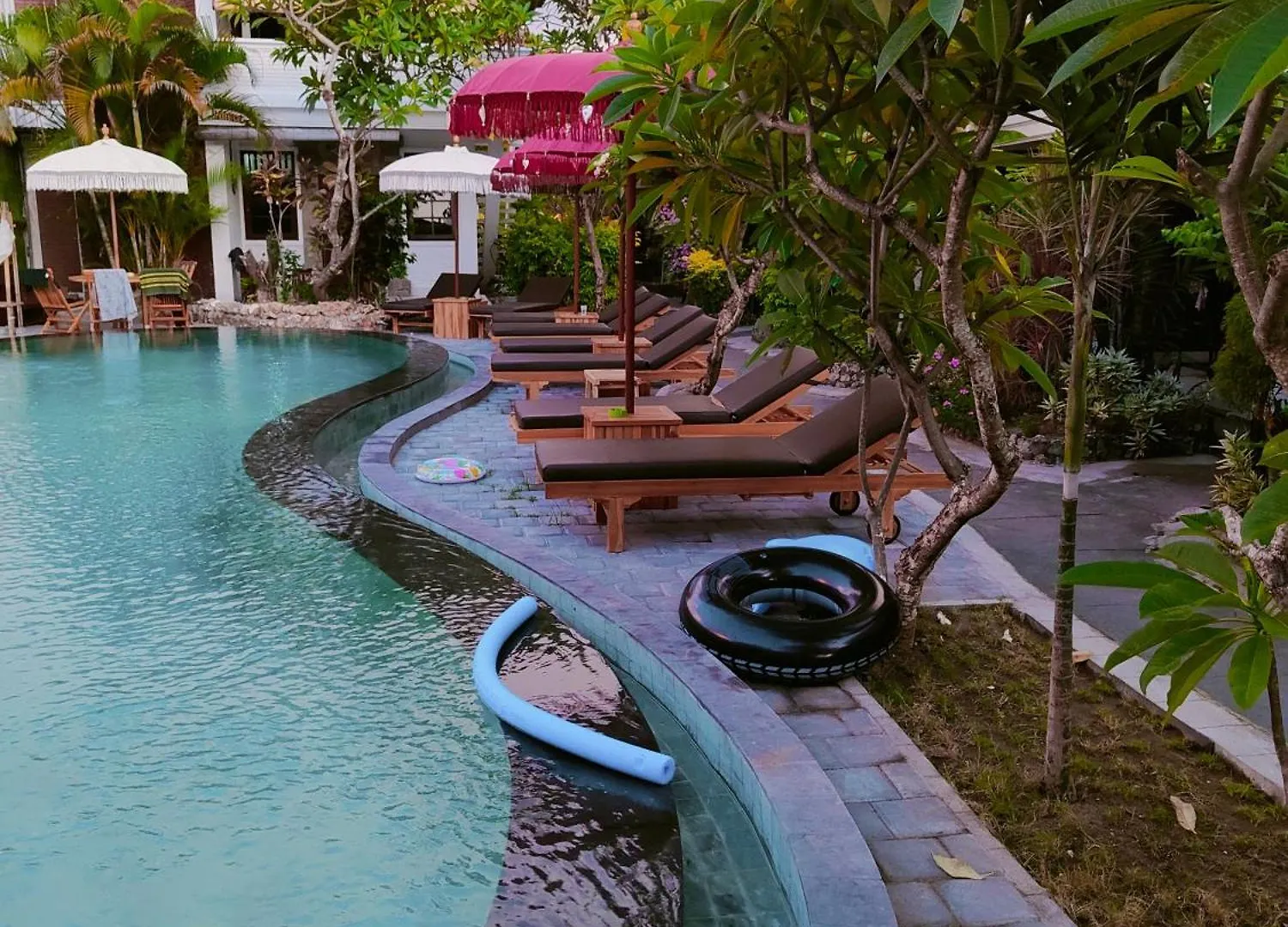 Berlian Inn Kuta Beach